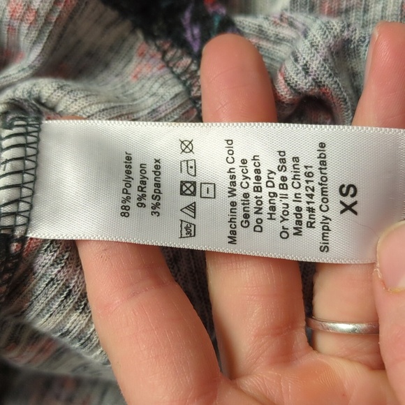 LuLaRoe Gray Floral Print Long Ribbed Open Cardigan - Picture 4 of 4